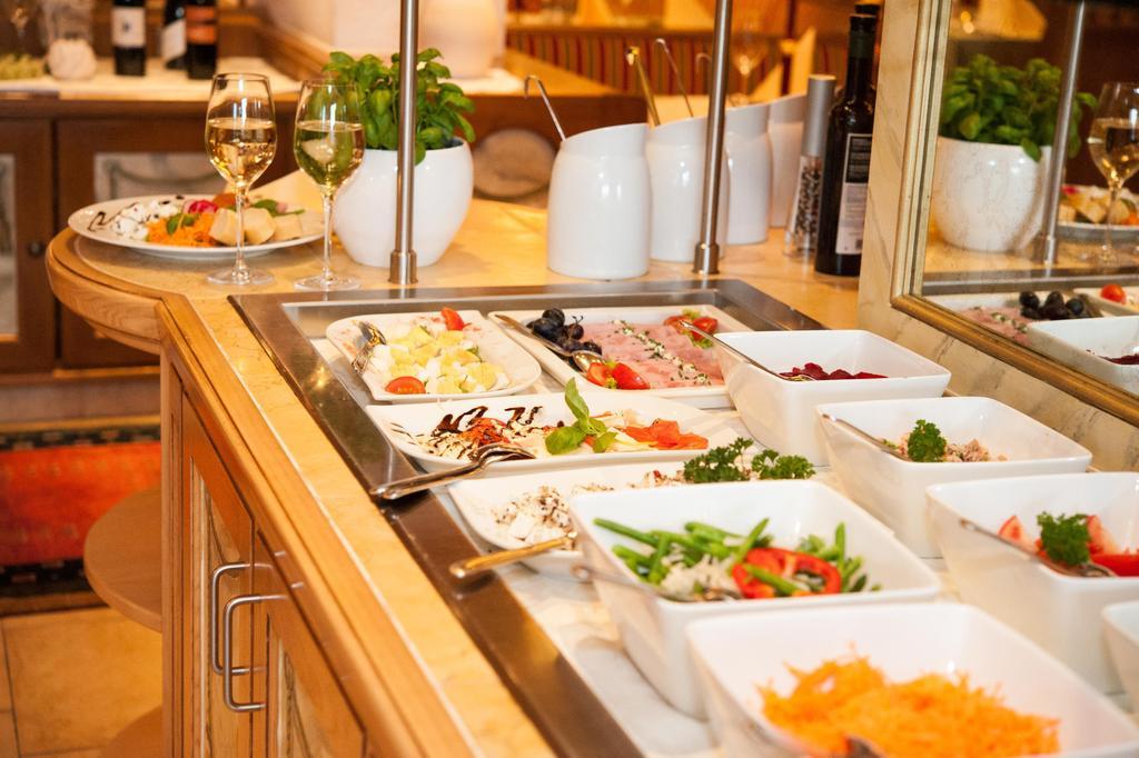 Hotel Gletscherblick Hippach Ngoại thất bức ảnh
