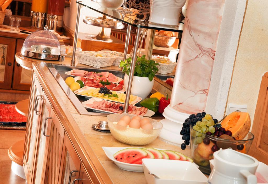 Hotel Gletscherblick Hippach Ngoại thất bức ảnh